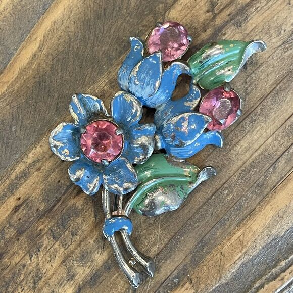 Vintage 1940's Pot Metal Rhinestone Enamel Floral Bouquet Brooch "MADE IN USA" - Picture 6 of 10